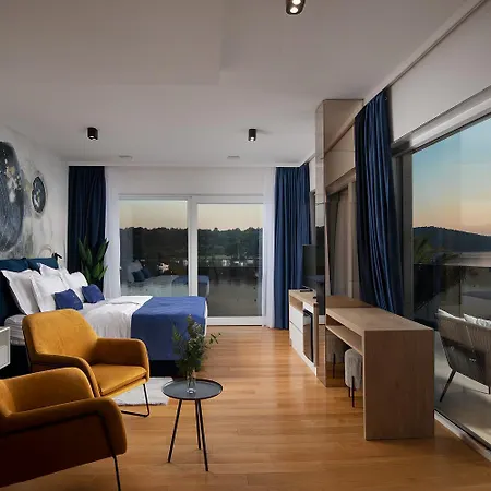 Estrella In For 10 People With Sauna & Whirpool Just 6 M From The Sea Βίλα