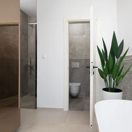 Villa Estrella In For 10 People With Sauna & Whirpool Just 6 M From The Sea